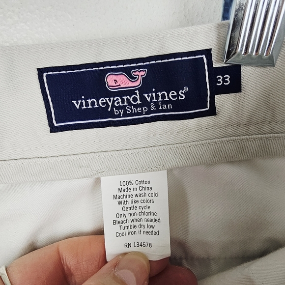 Vineyard Vines Americana Club Short - Picture 3 of 8